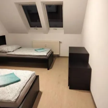 Apartment 5 Bett-wohnung In Atzendorf Stassfurt